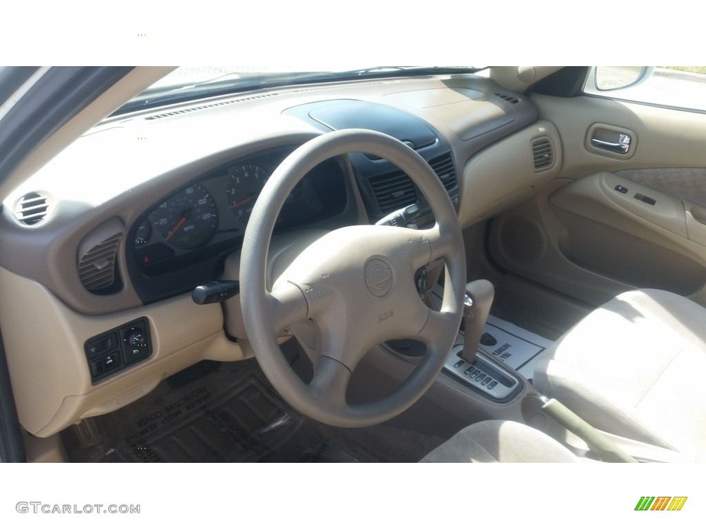 2002 Sentra XE - Cloud White / Sand Beige photo #11