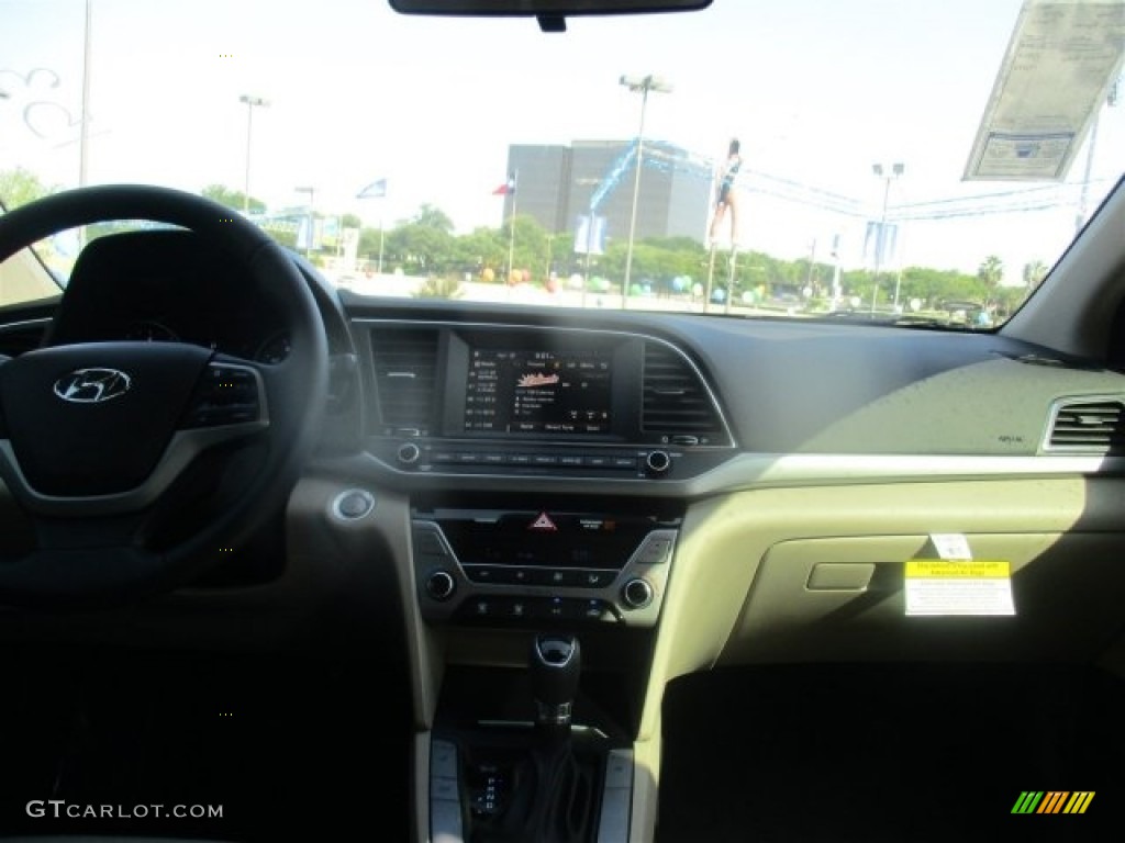 2017 Elantra SE - White / Beige photo #15