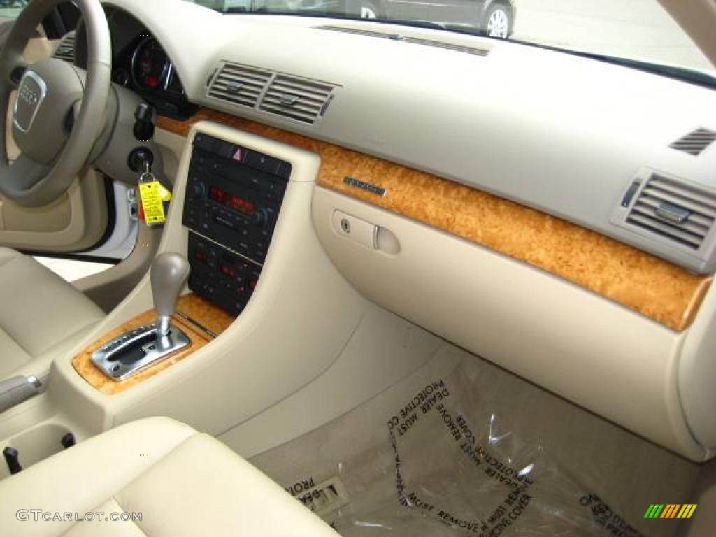 2006 A4 2.0T quattro Sedan - Arctic White / Beige photo #16