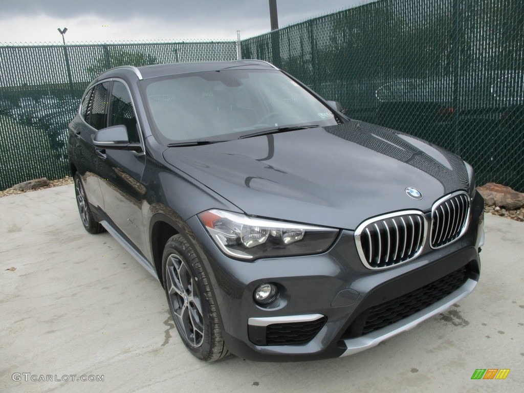 2016 X1 xDrive28i - Mineral Grey Metallic / Black photo #5