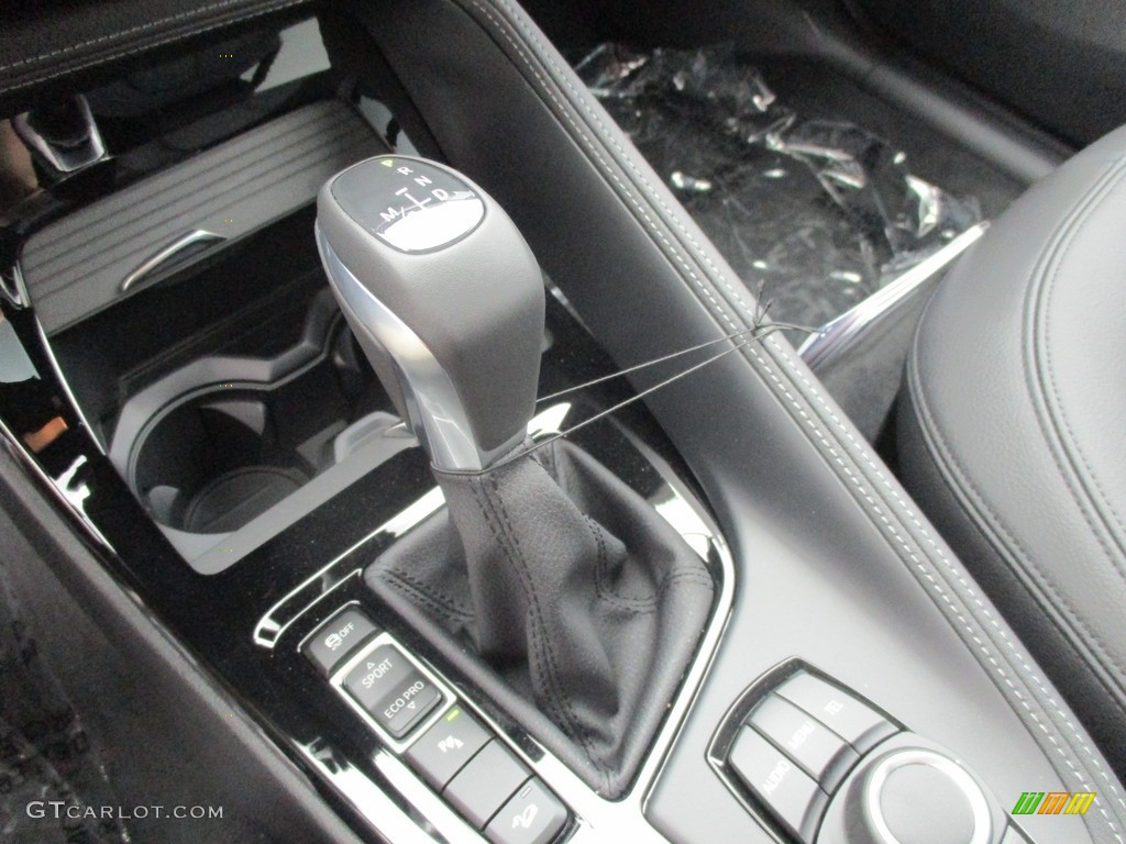 2016 X1 xDrive28i - Mineral Grey Metallic / Black photo #15
