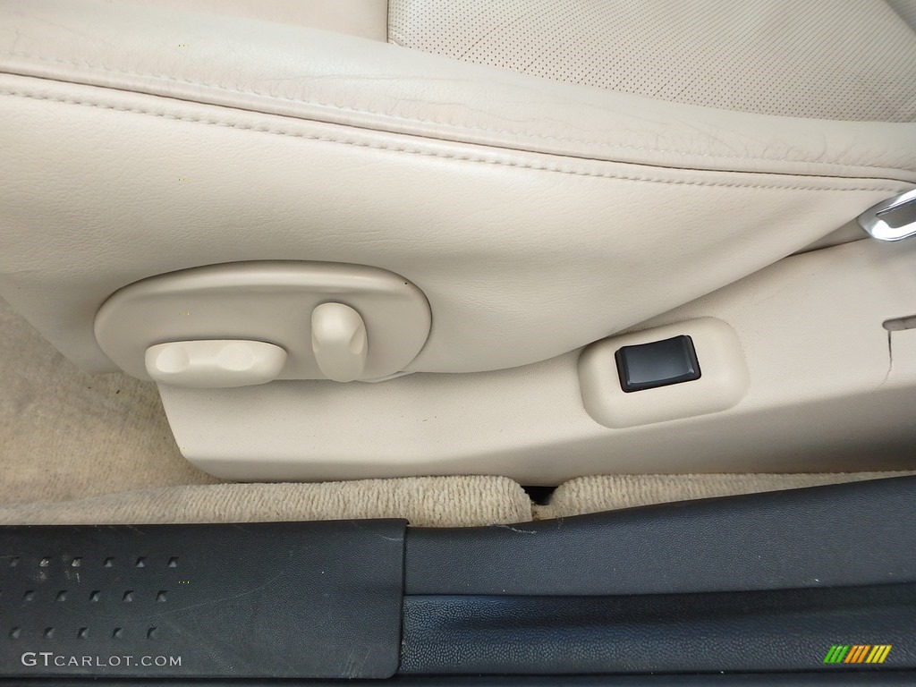 2004 CTS Sedan - Blue Chip / Light Neutral photo #11