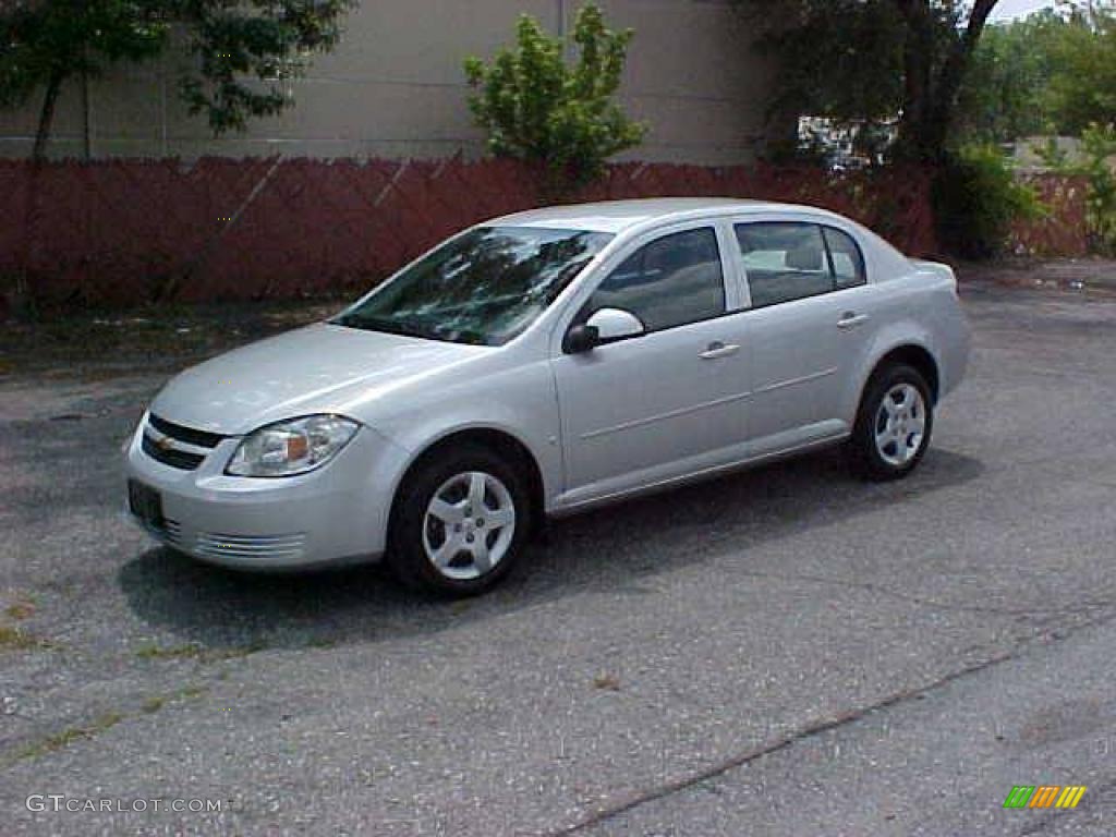 Ultra Silver Metallic Chevrolet Cobalt