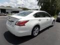 Pearl White - Altima 2.5 SV Photo No. 8