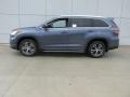 2016 Shoreline Blue Pearl Toyota Highlander XLE  photo #6