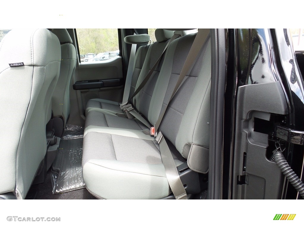 2016 F150 XL SuperCab 4x4 - Shadow Black / Medium Earth Gray photo #9