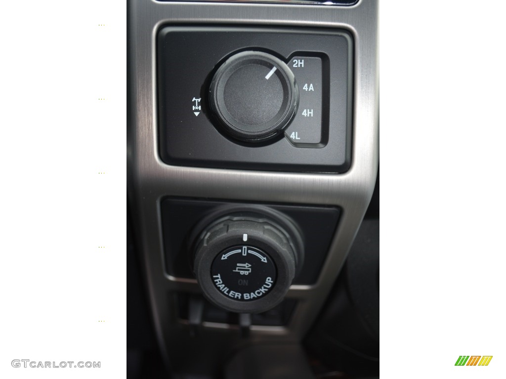 2016 F150 Platinum SuperCrew 4x4 - White Platinum / Black photo #23