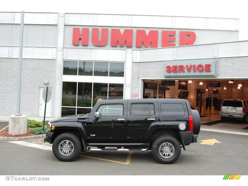 Black Hummer H3