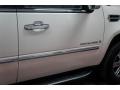 White Diamond - Escalade AWD Photo No. 67