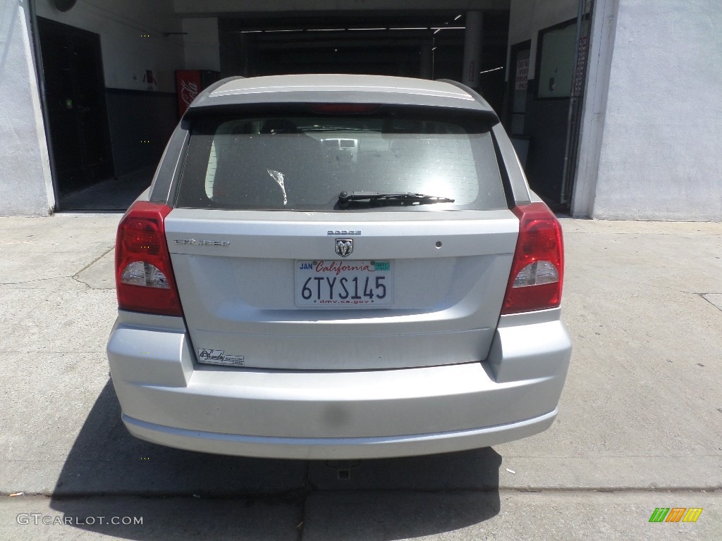 2008 Caliber SE - Bright Silver Metallic / Dark Slate Gray photo #3