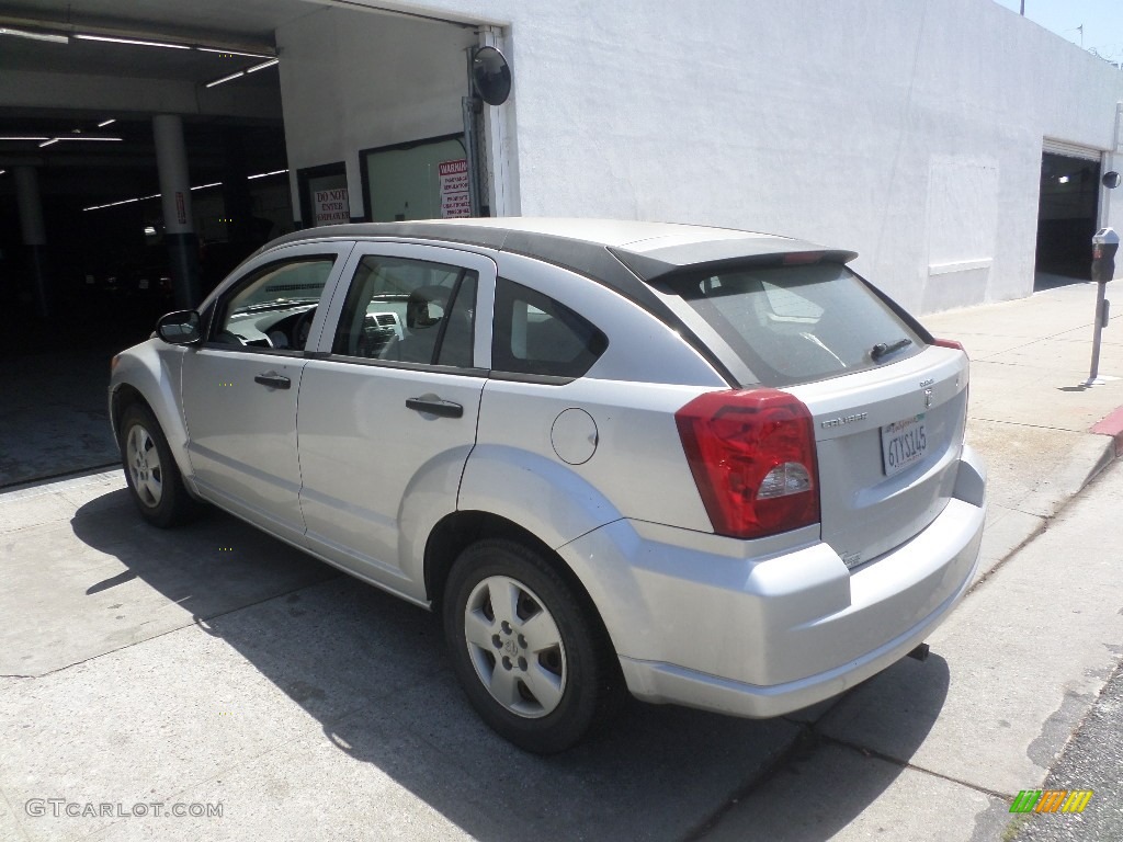 2008 Caliber SE - Bright Silver Metallic / Dark Slate Gray photo #4