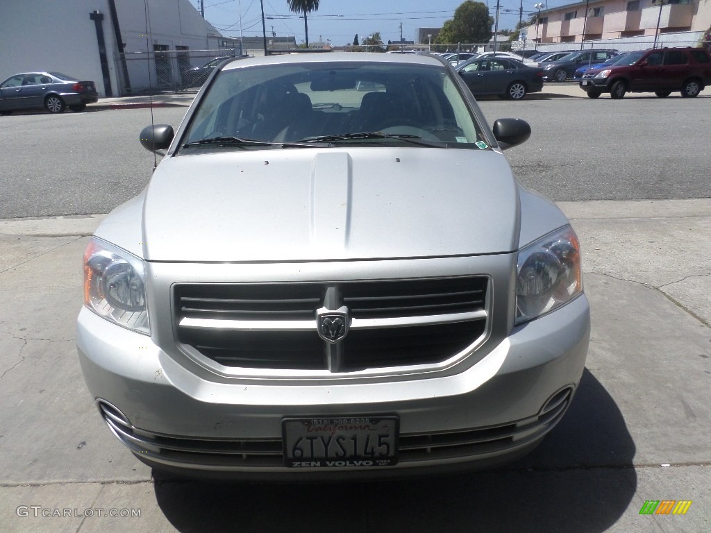 2008 Caliber SE - Bright Silver Metallic / Dark Slate Gray photo #6