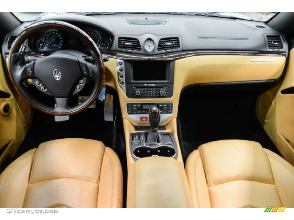 Pearl Beige Interior 2012 Maserati GranTurismo S Automatic Photo #112730802