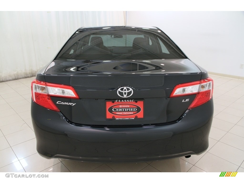 2014 Camry LE - Cosmic Gray Metallic / Ash photo #16