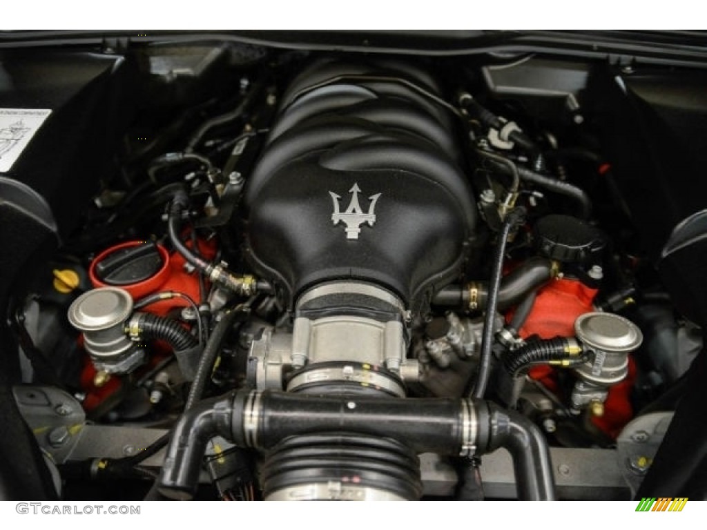 2012 Maserati GranTurismo S Automatic Engine Photos