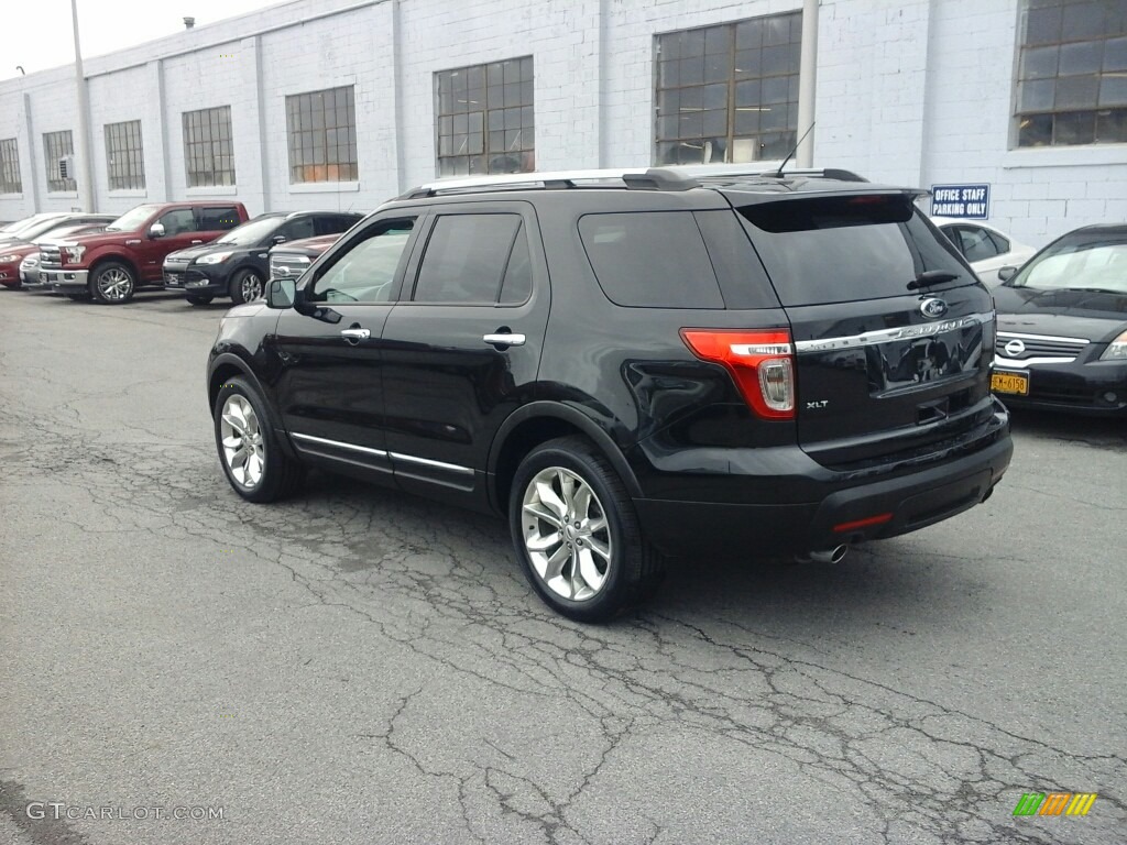 2014 Explorer XLT 4WD - Tuxedo Black / Charcoal Black photo #6