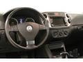 Reflex Silver Metallic - Tiguan SE Photo No. 6