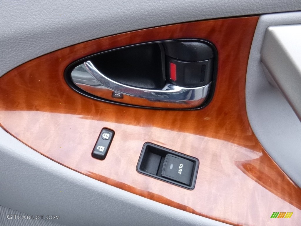 2011 Camry XLE - Magnetic Gray Metallic / Ash photo #10