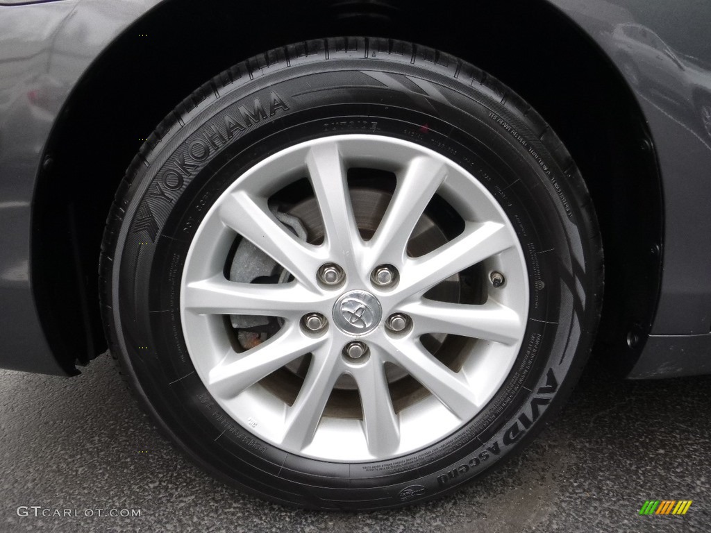 2011 Camry XLE - Magnetic Gray Metallic / Ash photo #14