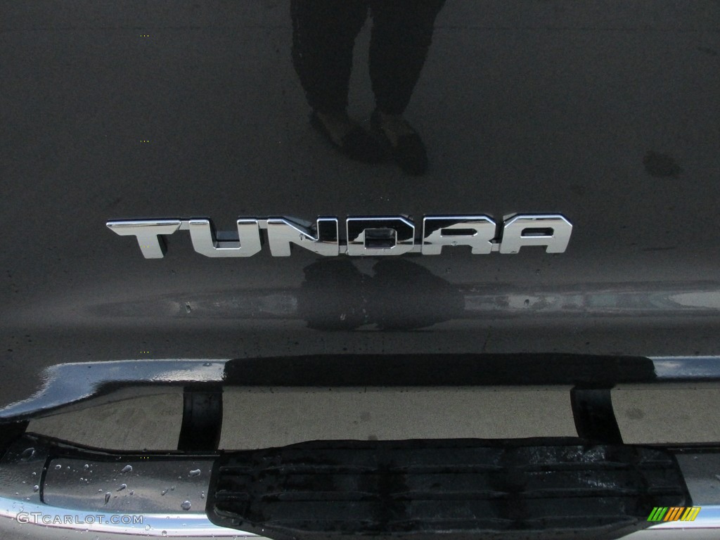 2016 Tundra SR5 CrewMax - Magnetic Gray Metallic / Graphite photo #15