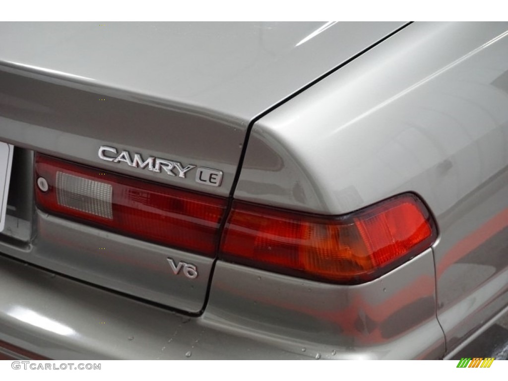 1997 Camry LE V6 - Cashmere Beige Metallic / Gray photo #66