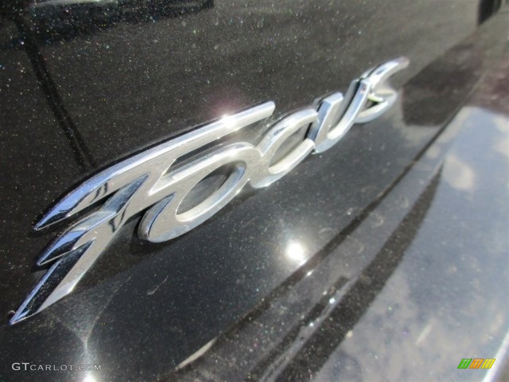 2015 Focus SE Hatchback - Tuxedo Black Metallic / Charcoal Black photo #5