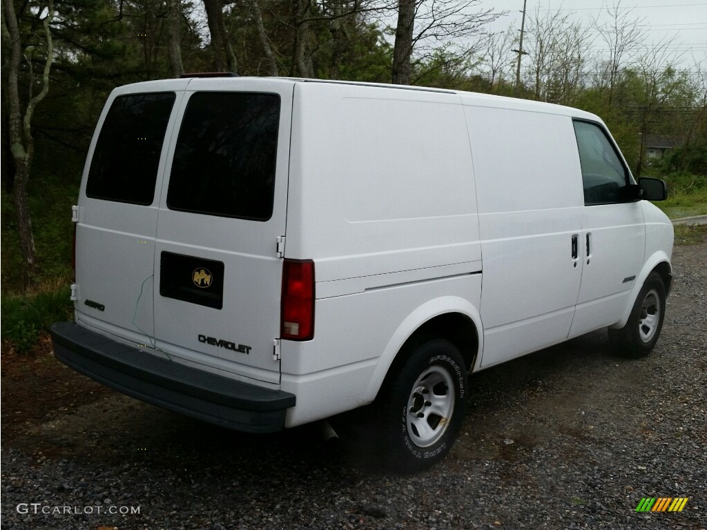 2001 Astro Commercial Van - Ivory White / Pewter photo #7