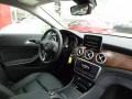 Cirrus White - GLA 250 4Matic Photo No. 4