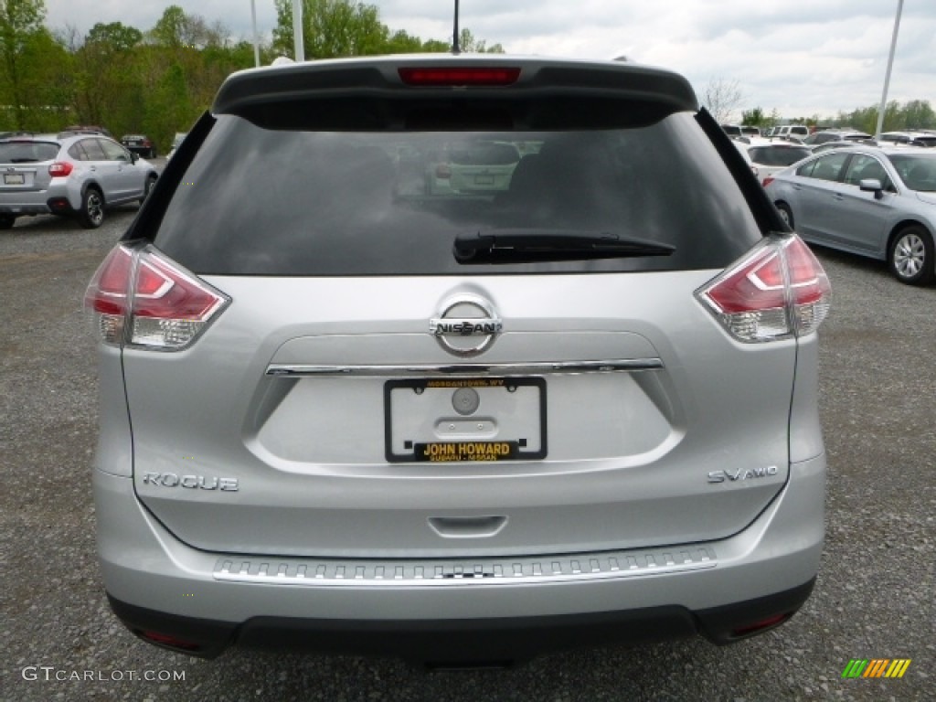 2016 Rogue SV AWD - Brilliant Silver / Charcoal photo #7