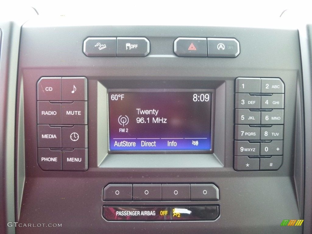 2016 F150 XLT SuperCab 4x4 - Oxford White / Medium Earth Gray photo #19