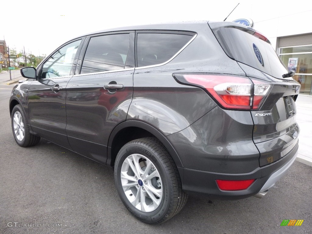 2017 Escape SE 4WD - Magnetic / Medium Light Stone photo #9