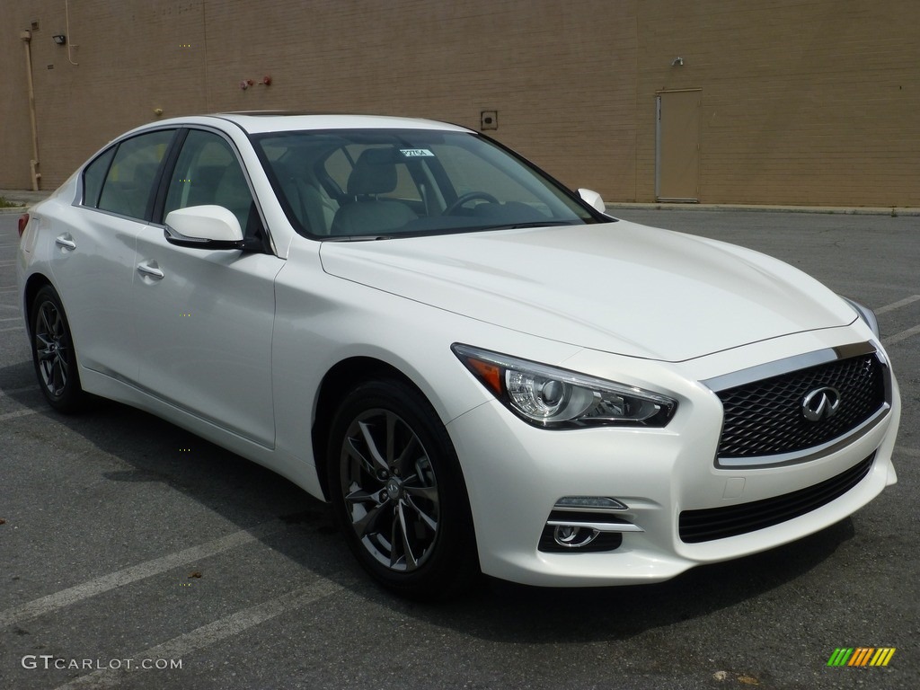 2015 Q50 3.7 - Moonlight White / Stone photo #1