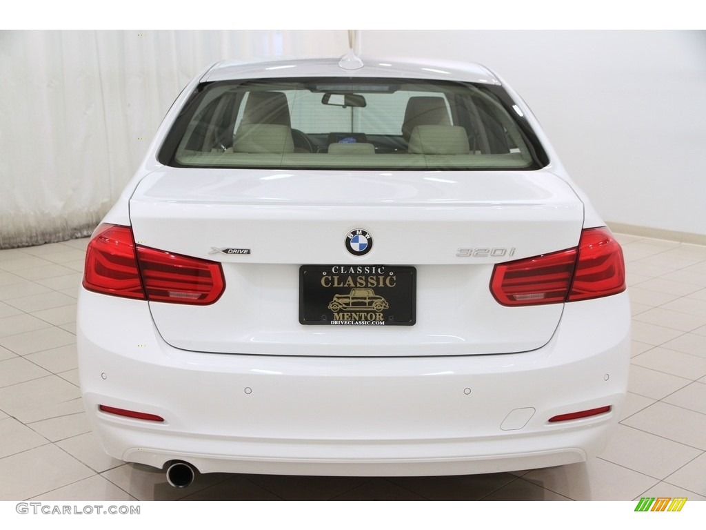 2016 3 Series 320i xDrive Sedan - Alpine White / Venetian Beige photo #26