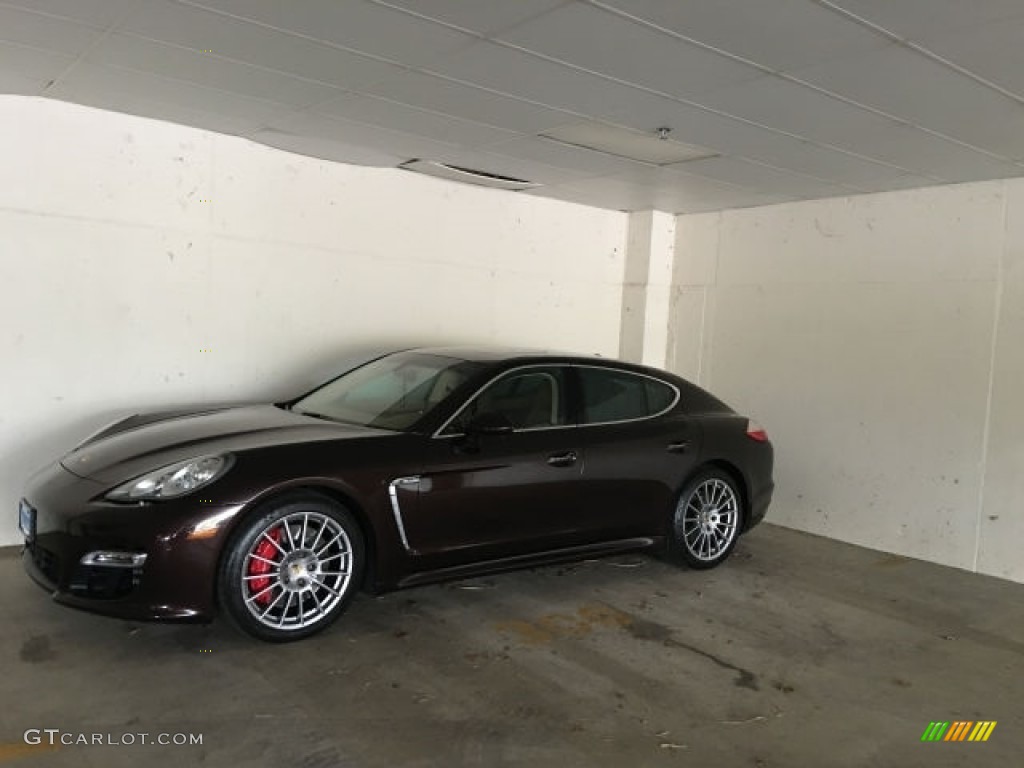2011 Porsche Panamera Turbo Exterior Photos