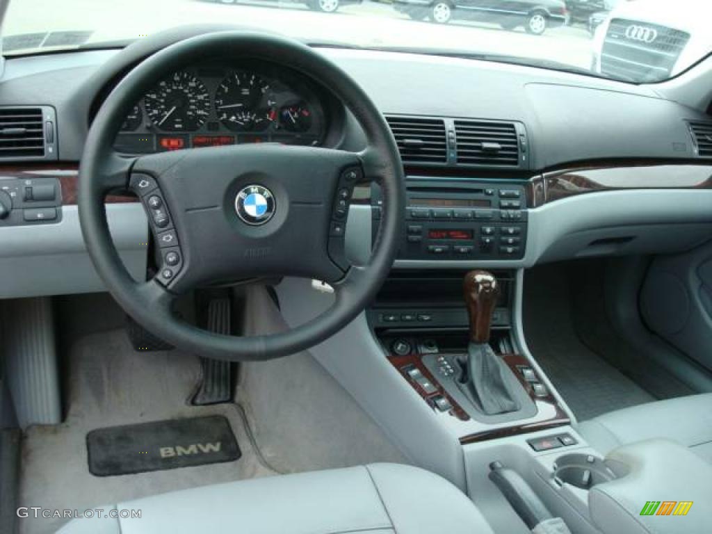2004 3 Series 325xi Sedan - Alpine White / Grey photo #10