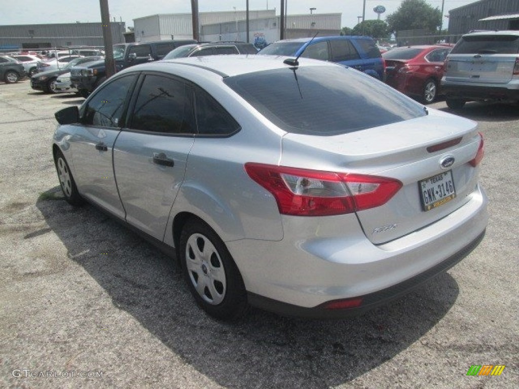 2014 Focus S Sedan - Ingot Silver / Charcoal Black photo #12