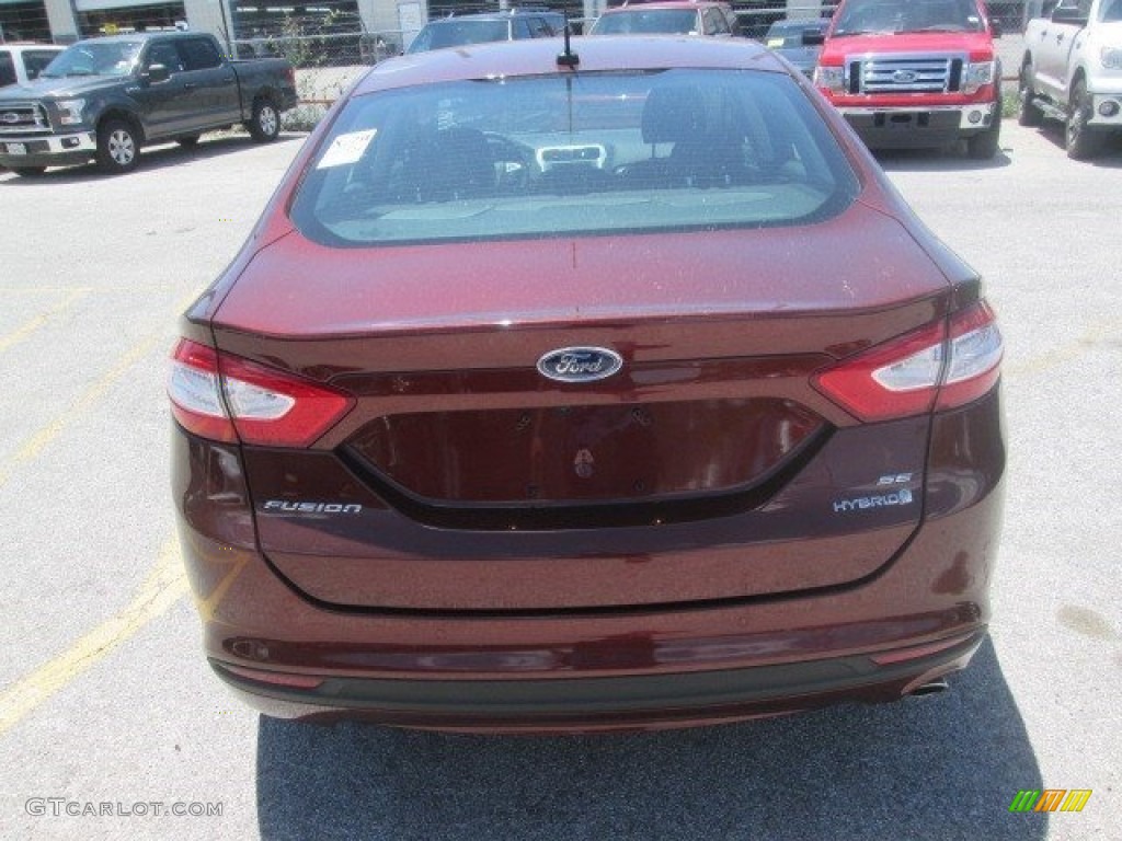 2016 Fusion Hybrid SE - Ruby Red Metallic / Charcoal Black photo #11