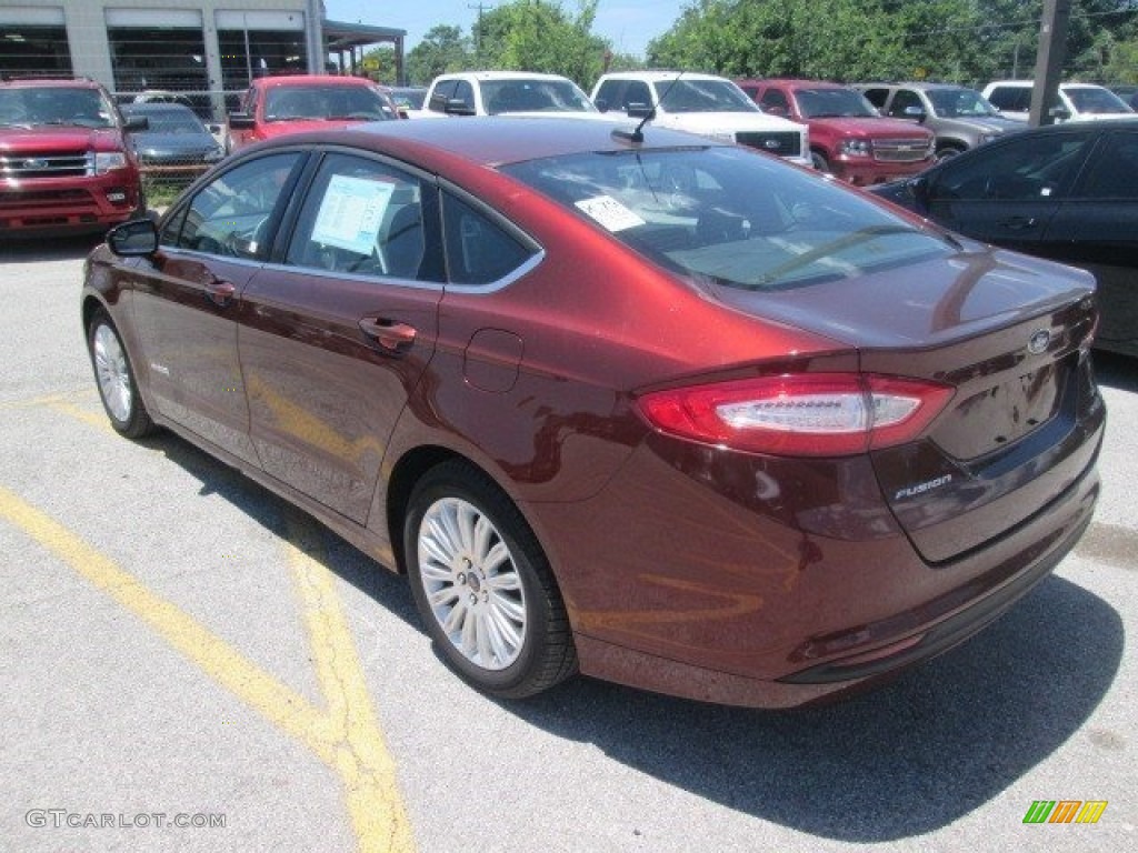 2016 Fusion Hybrid SE - Ruby Red Metallic / Charcoal Black photo #13