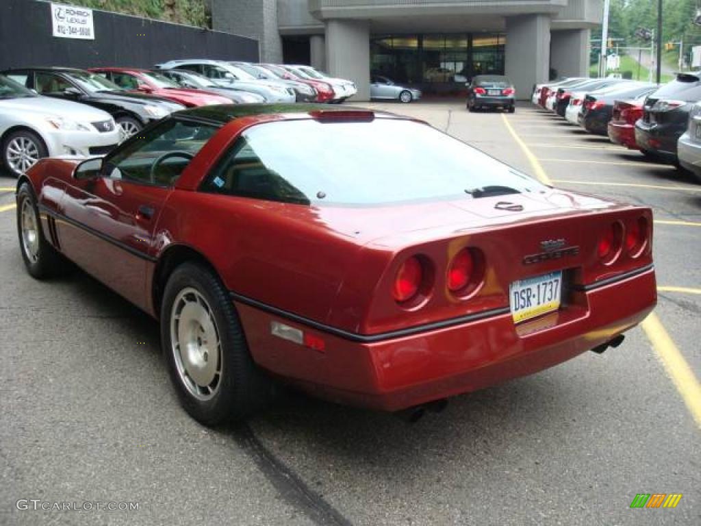 1986 Corvette Coupe - Dark Red Metallic / Saddle photo #2