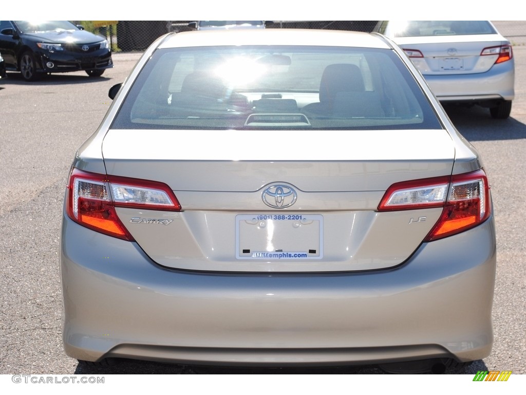 2013 Camry LE - Champagne Mica / Ivory photo #4