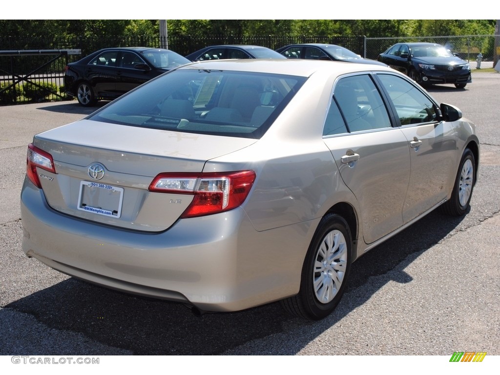 2013 Camry LE - Champagne Mica / Ivory photo #5