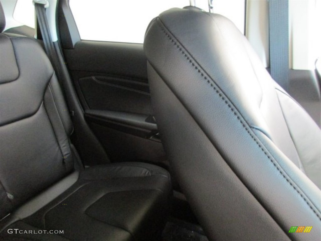 2016 Edge Titanium - Ruby Red / Ebony photo #20