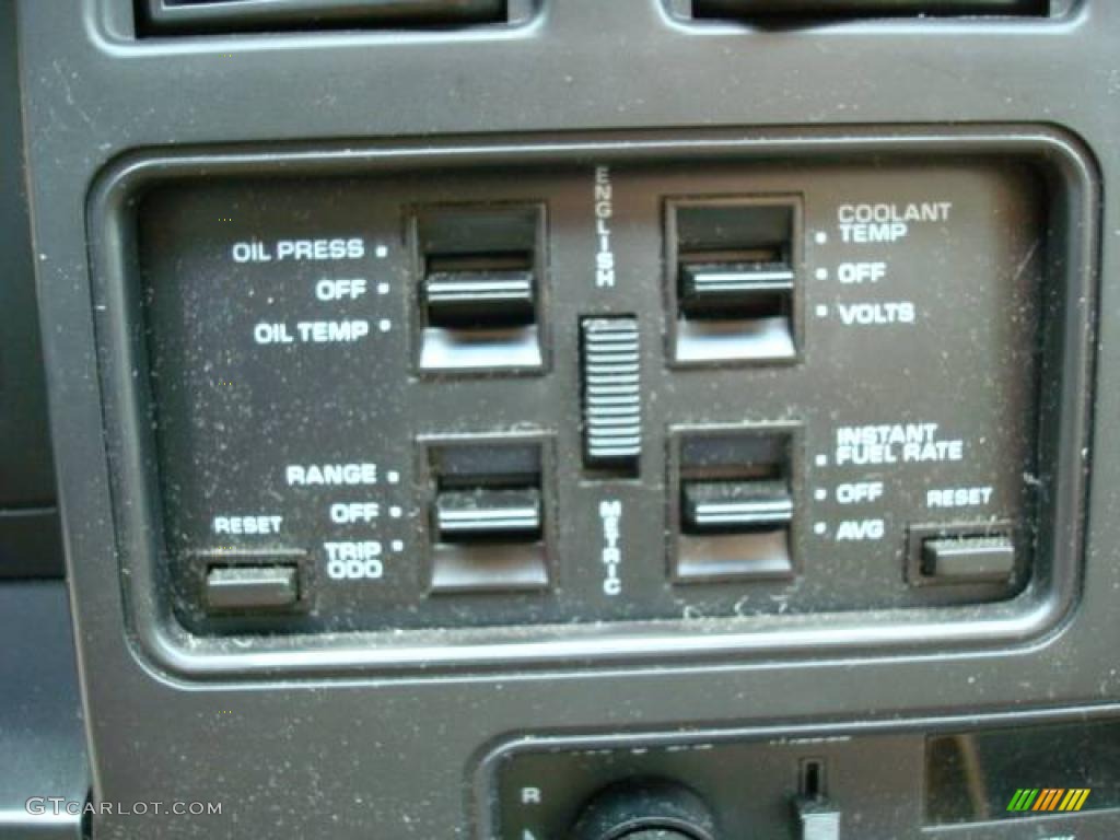 1986 Corvette Coupe - Dark Red Metallic / Saddle photo #27