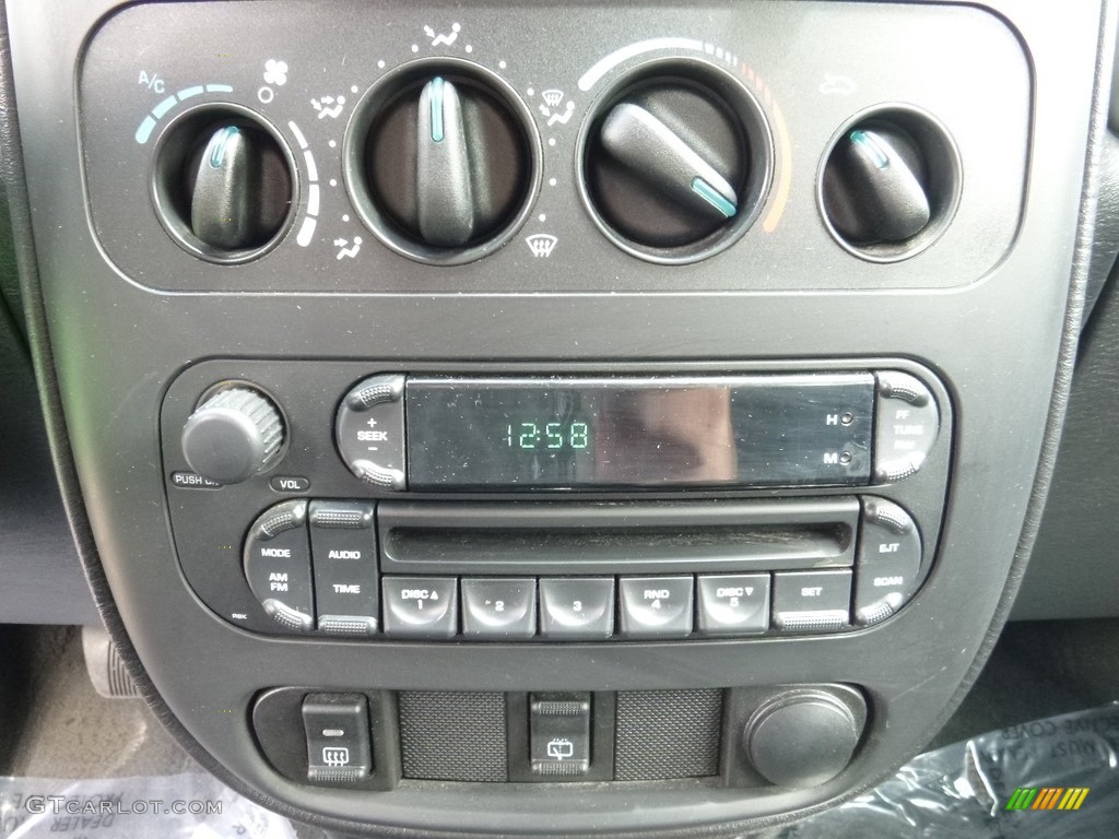 2005 PT Cruiser Touring - Linen Gold Metallic Pearl / Dark Slate Gray photo #19