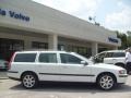 Ice White - V70 2.4 Photo No. 2