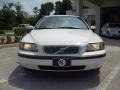 Ice White - V70 2.4 Photo No. 8
