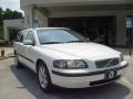 Ice White - V70 2.4 Photo No. 9