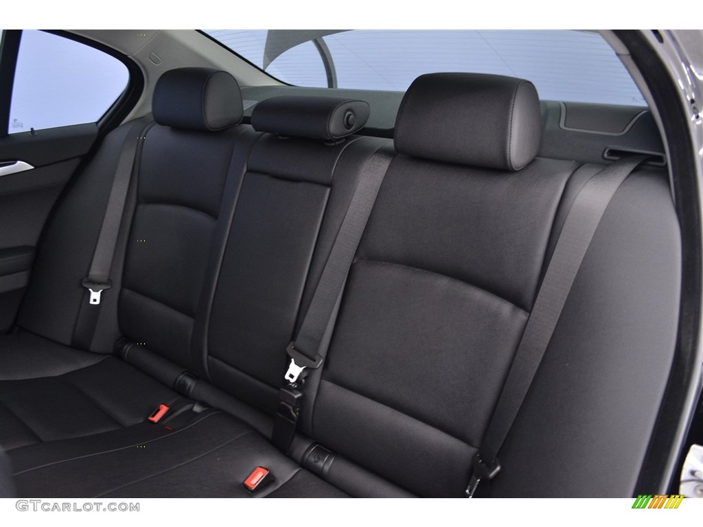 2016 5 Series 528i Sedan - Jet Black / Black photo #8