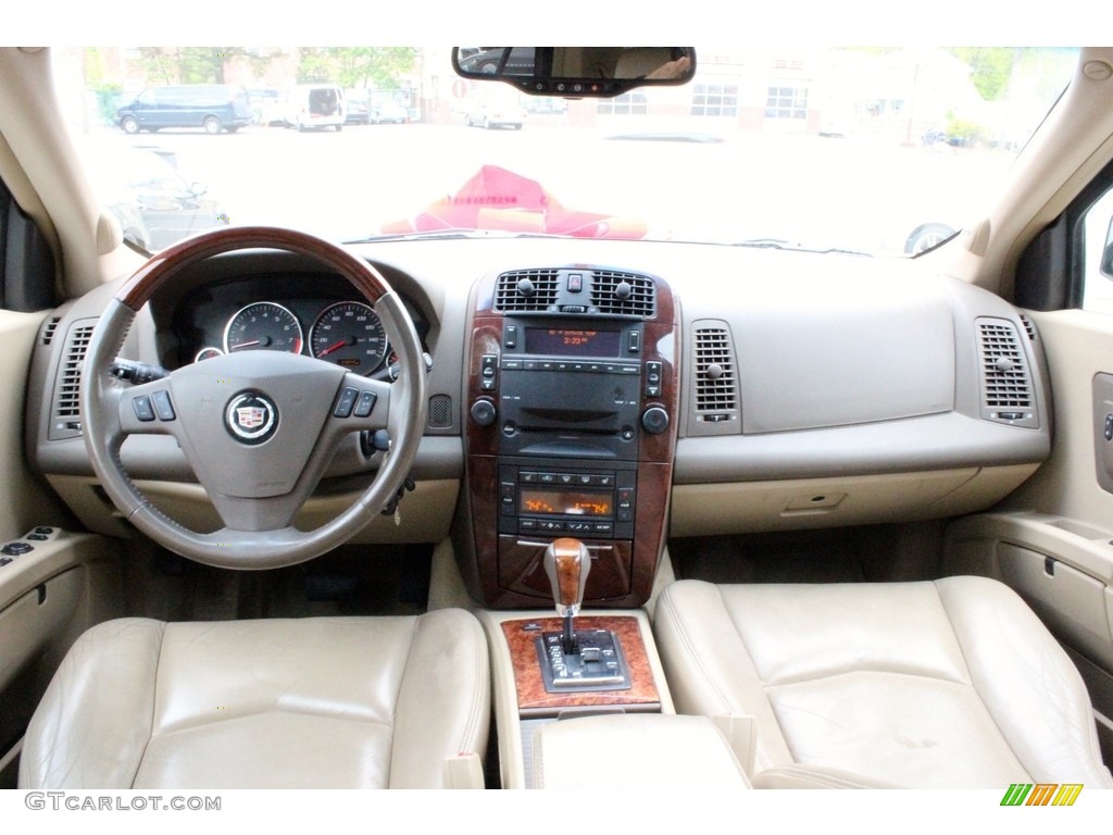 2006 SRX V6 - White Diamond / Cashmere photo #7