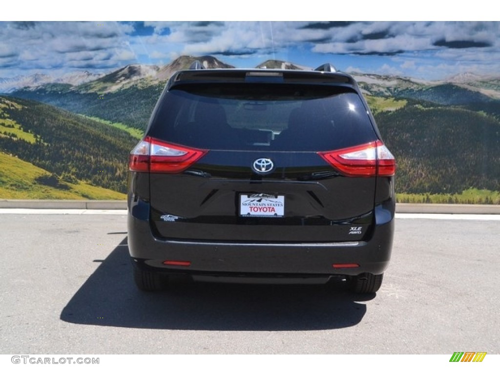 2016 Sienna XLE Premium AWD - Midnight Black Metallic / Ash photo #4